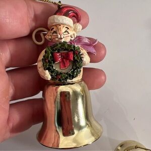 Jim Shore Santa claws Christmas cat hanging gold b Christmas ornaments